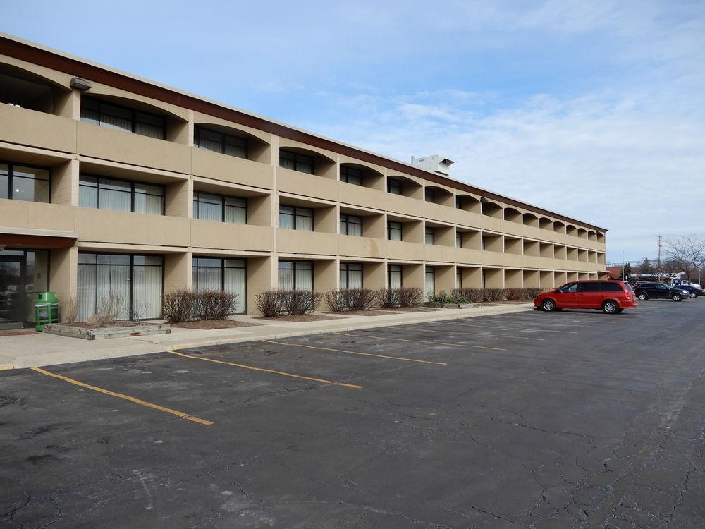 Clarion Hotel Milwaukee Airport Buitenkant foto