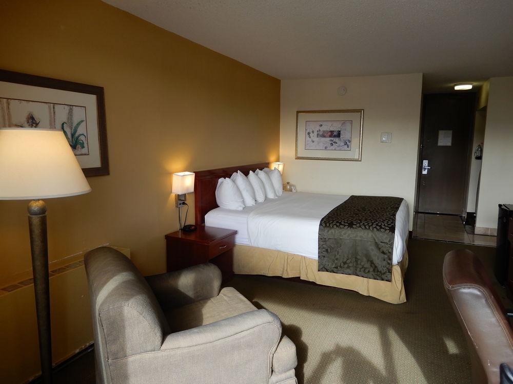 Clarion Hotel Milwaukee Airport Buitenkant foto