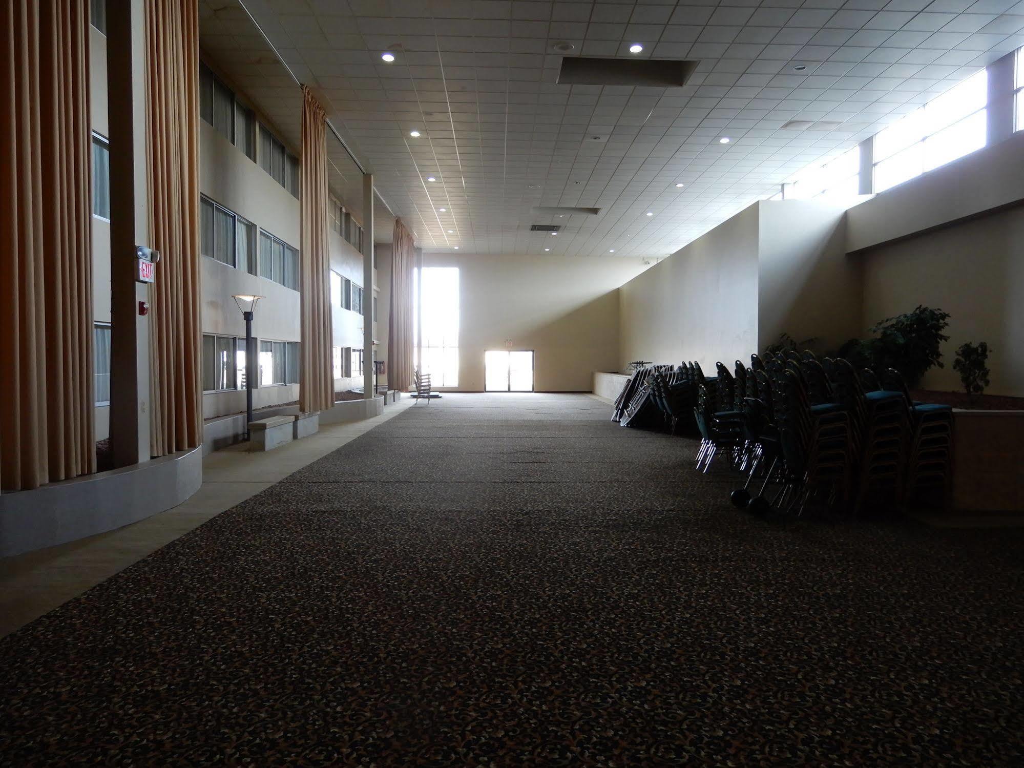Clarion Hotel Milwaukee Airport Buitenkant foto